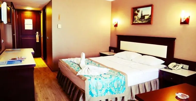 Suite, Kara Manzaralı