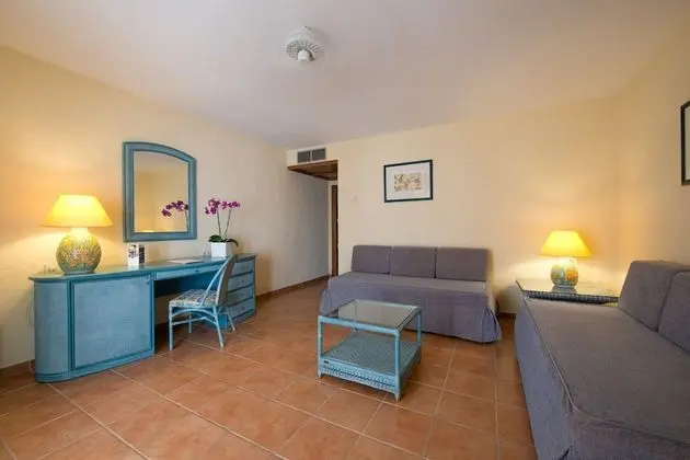 Family Oda, Balkon (3 adults + 1 child)
