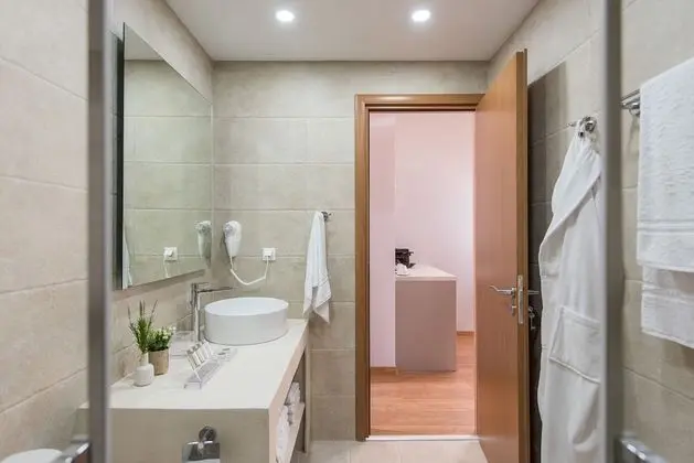 Deluxe Üç Kişilik Oda, 1 En Büyük (King) Boy Yatak ve Çekyat