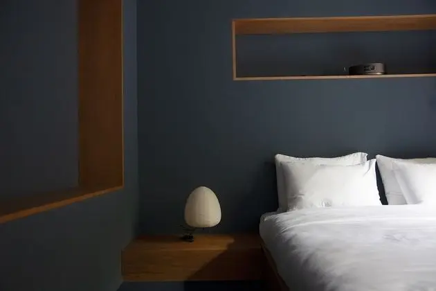 Deluxe Tek Büyük Yataklı Oda (with Bath)