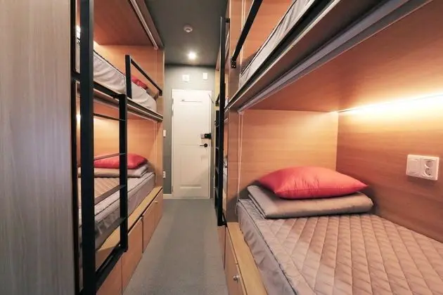 Ortak Ranzalı Oda, Sadece erkekler için (6 persons)