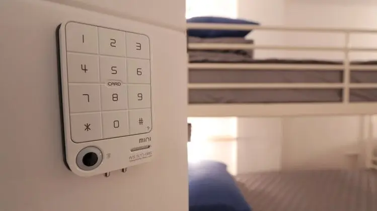 İki Ayrı Yataklı Oda, Sadece kadınlar için (Bunk Bed)