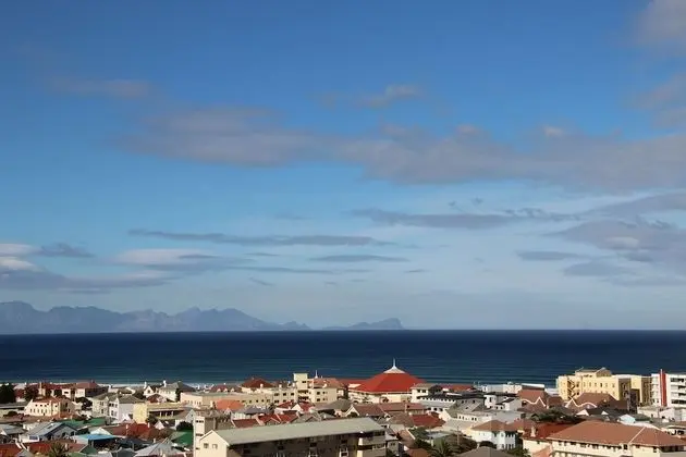 Tek Büyük Yataklı Oda (Cape Blue )