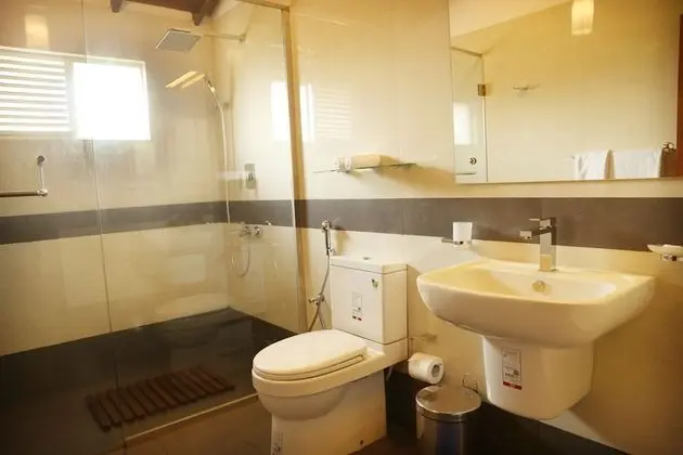 Deluxe Tek Büyük Yataklı Oda, Balkon