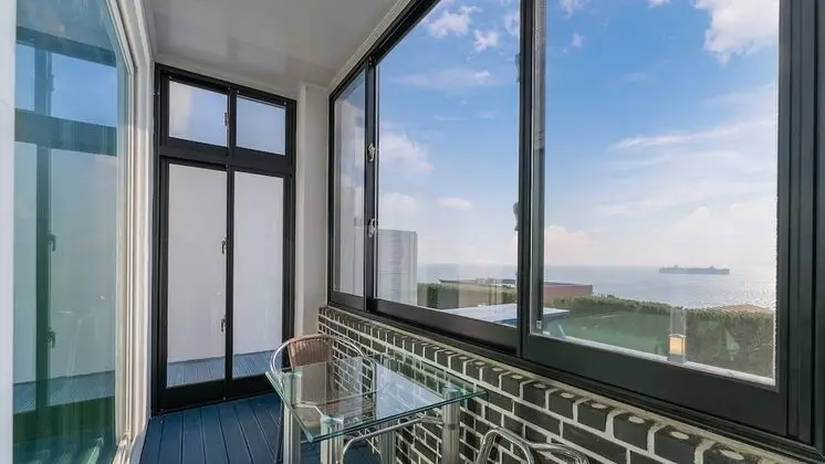 Standard Oda, Deniz Manzaralı