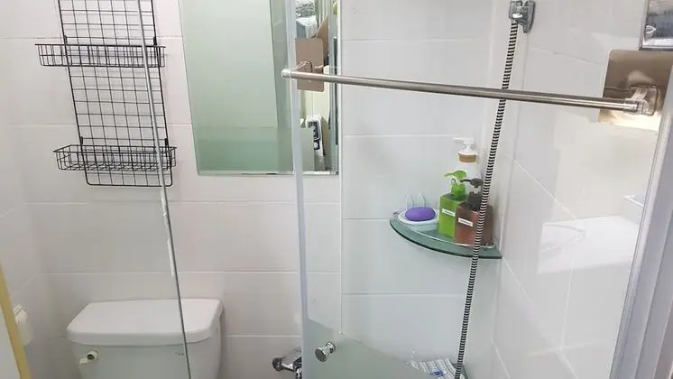 Basic Tek Kişilik Oda, Sadece kadınlar için, Sigara İçilmez (Large Single)