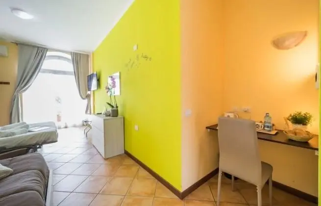 Oda, 1 Çift Kişilik Yatak ve Çekyat (BELLAGIO 1)