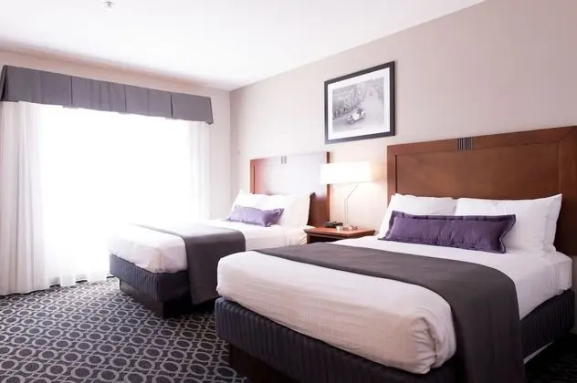 Oda, 2 Büyük (Queen) Boy Yatak, Engellilere Uygun