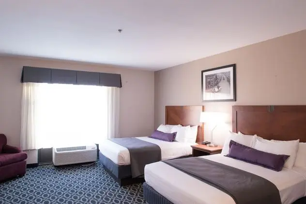 Oda, 2 Büyük (Queen) Boy Yatak, Engellilere Uygun