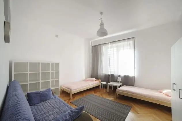 Dört Kişilik Oda, Ortak Banyo