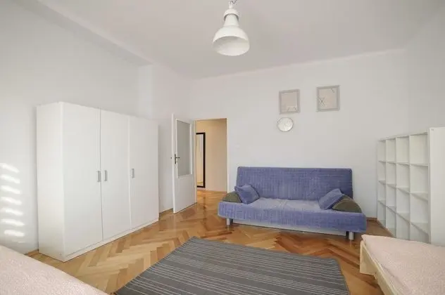 Dört Kişilik Oda, Ortak Banyo