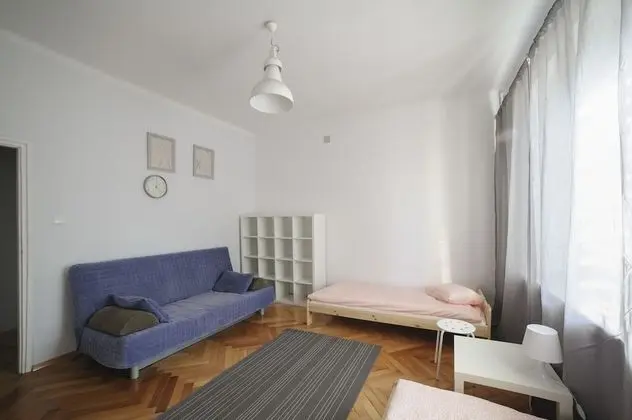 Dört Kişilik Oda, Ortak Banyo