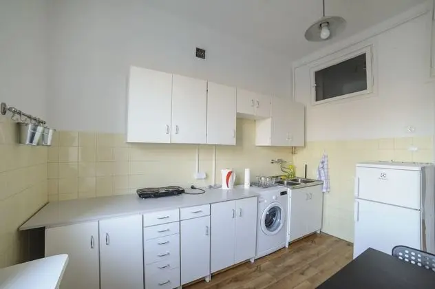 Dört Kişilik Oda, Ortak Banyo