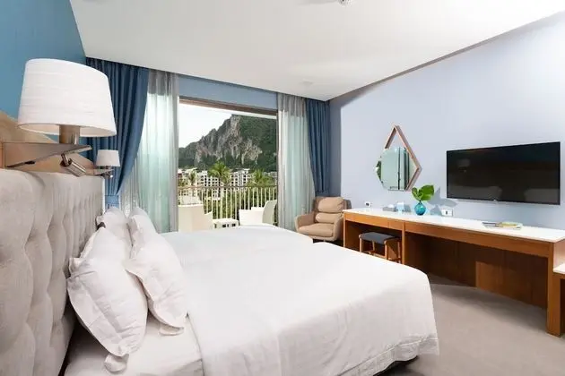 Deluxe Room with Balcony