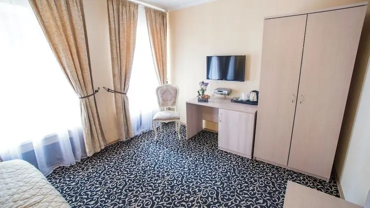 Standard Tek Büyük Yataklı Oda