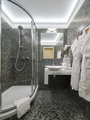 Superior Tek Büyük Yataklı Oda