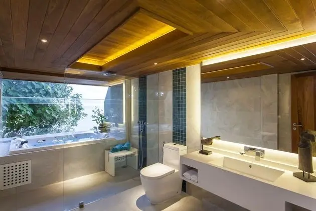 Luxury 5 Bedrooms Private Pool Villa, Sea View