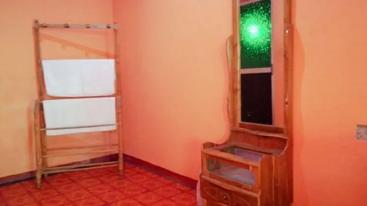 Deluxe Ortak Ranzalı Oda, Sadece erkekler için, Bahçe Manzaralı