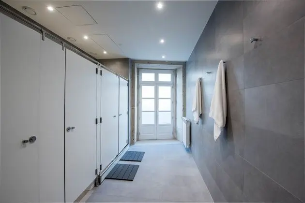 Bed in Shared Bedroom, Women only, with 8 Beds