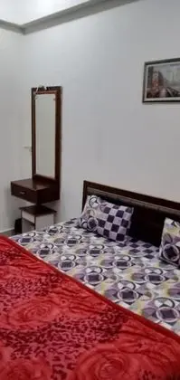 Ortak Ranzalı Oda, Sadece kadınlar için
