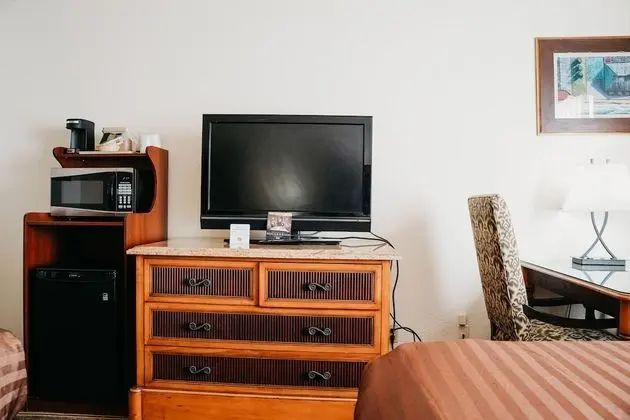 Non-Smoking Two Queen Bedroom