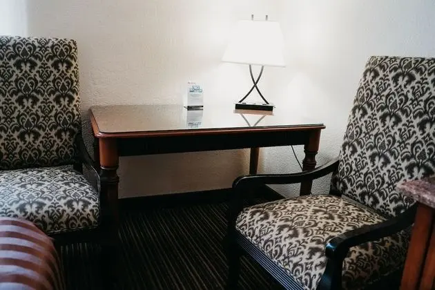 Non-Smoking Two Queen Bedroom