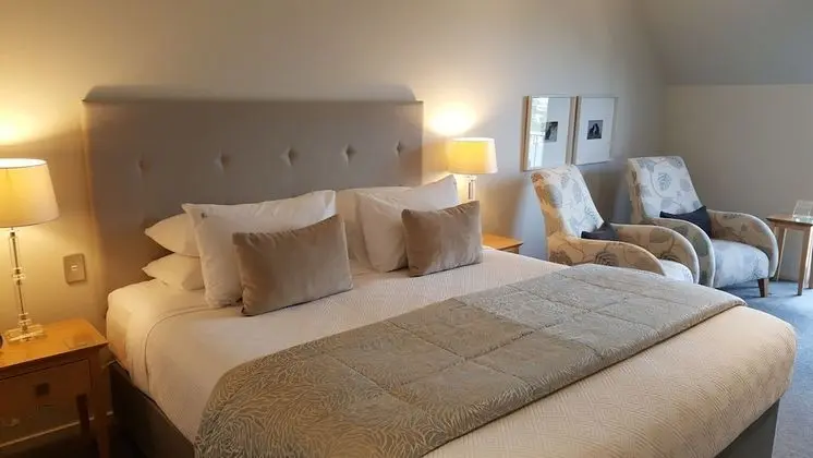 Çatı Katı (Loft), 1 En Büyük (King) Boy Yatak