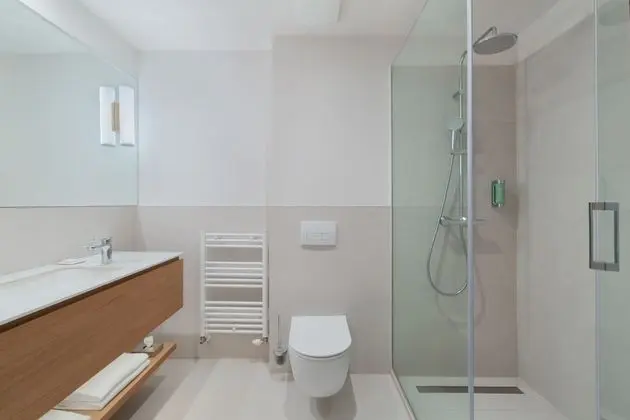 Premium Tek Büyük veya İki Ayrı Yataklı Oda, Balkon, Deniz Manzaralı