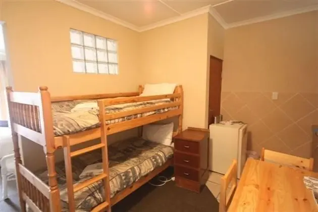 Family Room (BB / S-Catering)