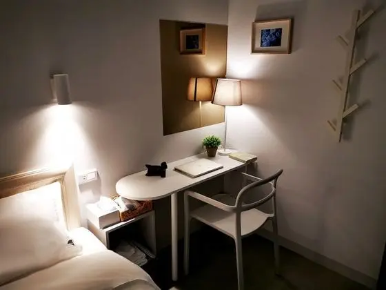 Tek Kişilik Oda, Ortak Banyo