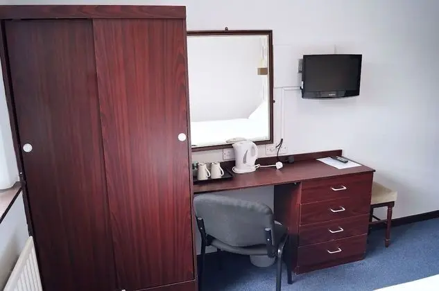 Standard Tek Büyük Yataklı Oda