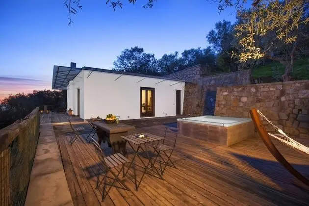 Villa, Sigara İçilebilir