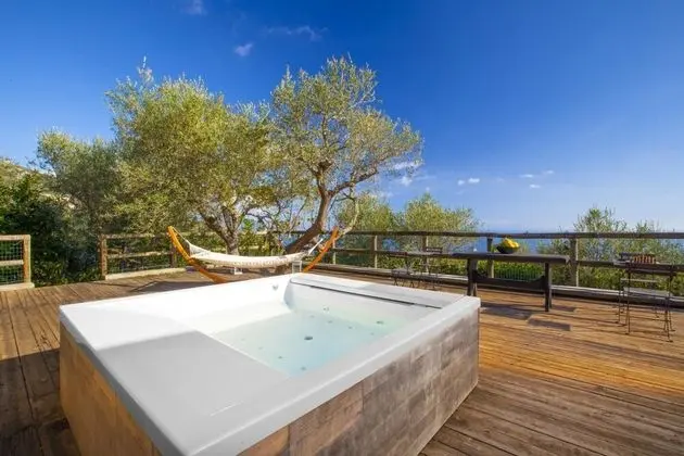 Villa, Sigara İçilebilir