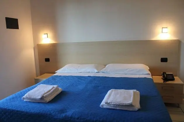 Standard Apart Daire, Kule