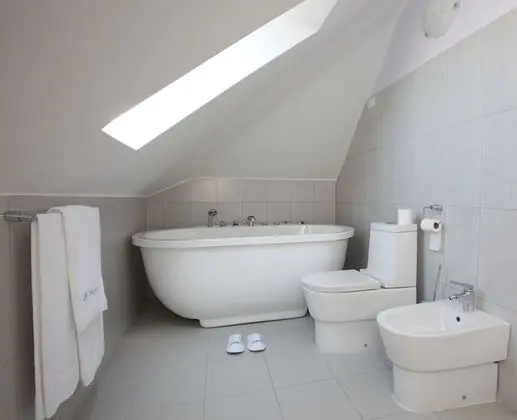 Classic Tek Büyük Yataklı Oda