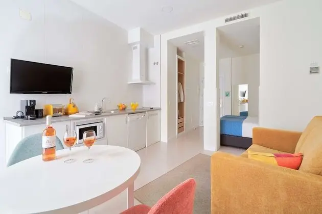 Superior Süit, Balkon (1, 2 and 3 pax)