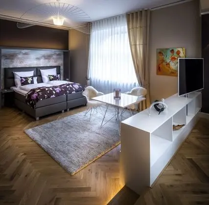 Tek Büyük Yataklı Oda, Teras