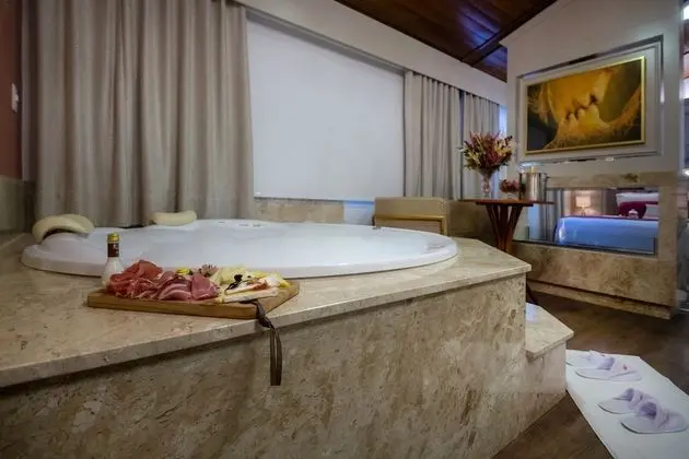 Premium Tek Büyük Yataklı Oda