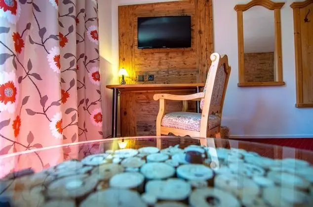 Classic Tek Büyük Yataklı Oda