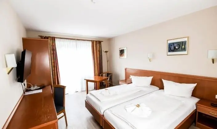 Comfort Tek Büyük veya İki Ayrı Yataklı Oda, Teras