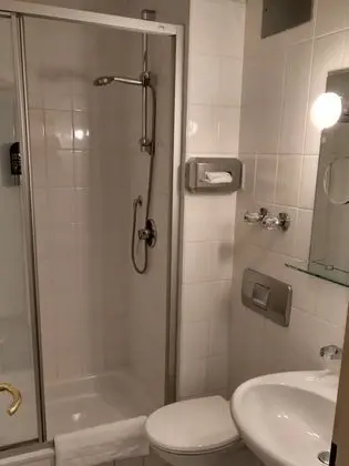Standard Tek Büyük Yataklı Oda, Bahçeli