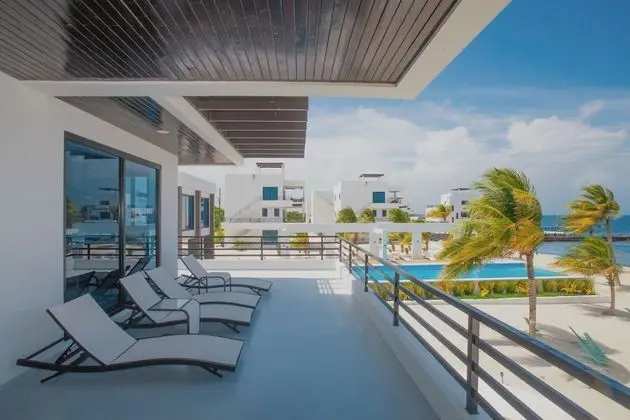 Deluxe Apart Daire, 2 Yatak Odası, Havuz Kullanımı, Okyanus Manzaralı (Sea Front Residence)