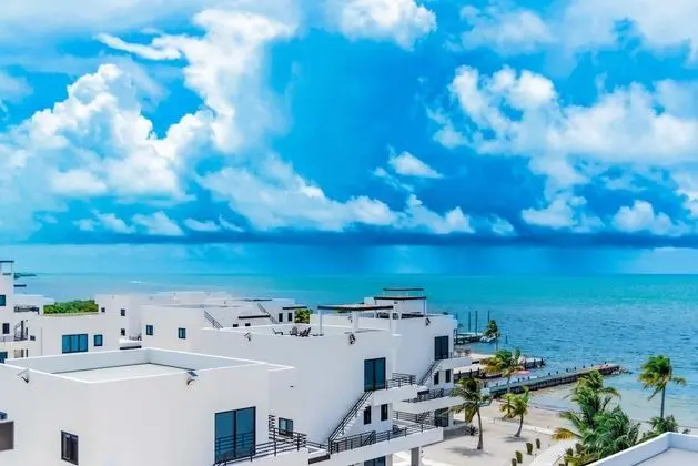 Deluxe Çatı Katı Süiti (Penthouse), 2 Yatak Odası, Havuz Kullanımı, Okyanus Manzaralı (Sea Front)