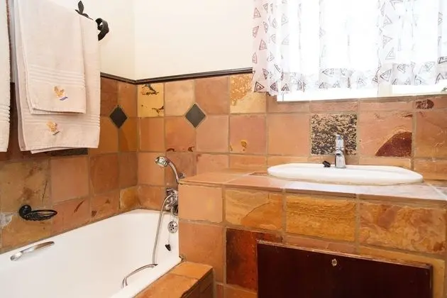 Classic Dağ Evi, 2 Yatak Odası, Resort Manzaralı, Bahçeli