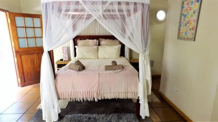 Standard Room:  King
