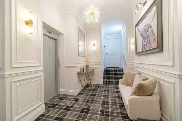 Deluxe Apart Daire, Banyolu/Duşlu