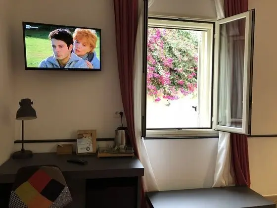 Comfort Tek Büyük veya İki Ayrı Yataklı Oda