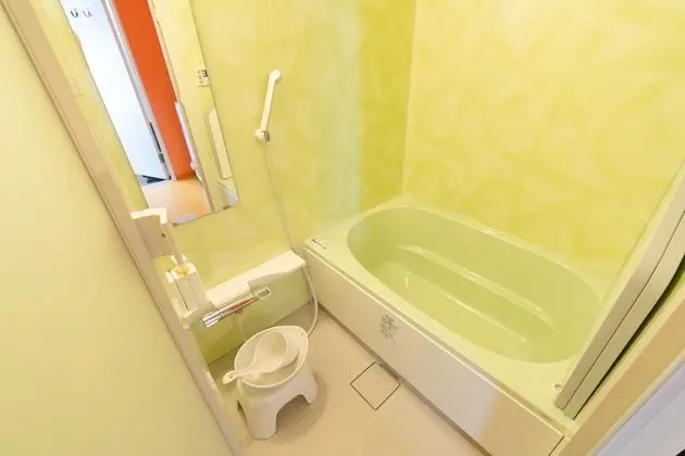 Economy İki Ayrı Yataklı Oda, 2 Tek Kişilik Yatak, Küvet