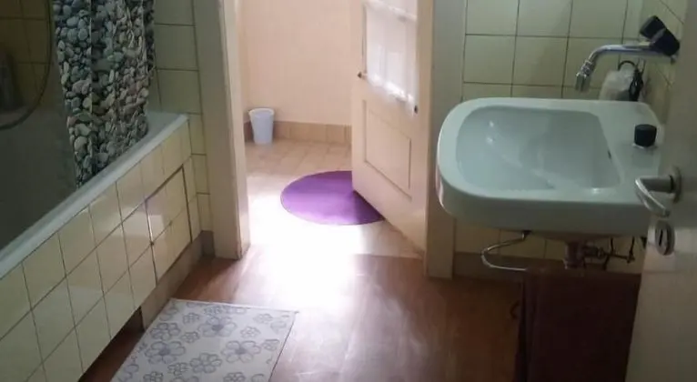 Family Oda, Ortak Banyo