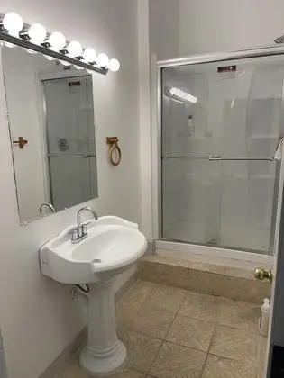 Basic Tek Kişilik Oda